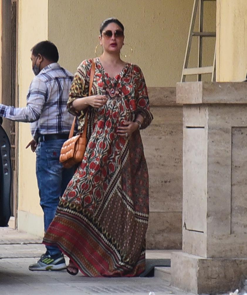 In Pics: Kareena Kapoor Khan once again stuns in a kaftan dress as she arrives for BFF Amrita Arora's birthday bash