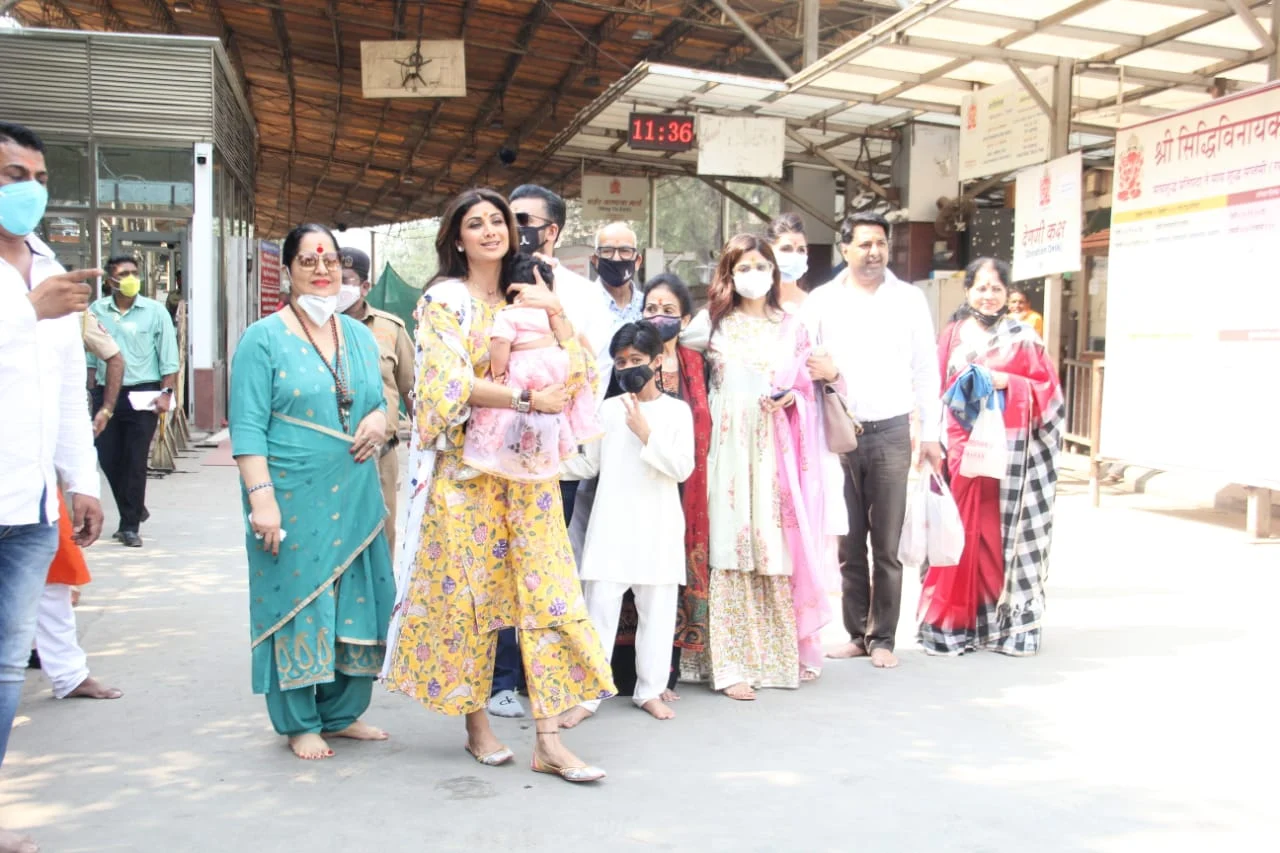 In Pics: Shilpa Shetty's daughter Samisha turns 1, actor visits Mumbai's Siddhivinayak Temple with family