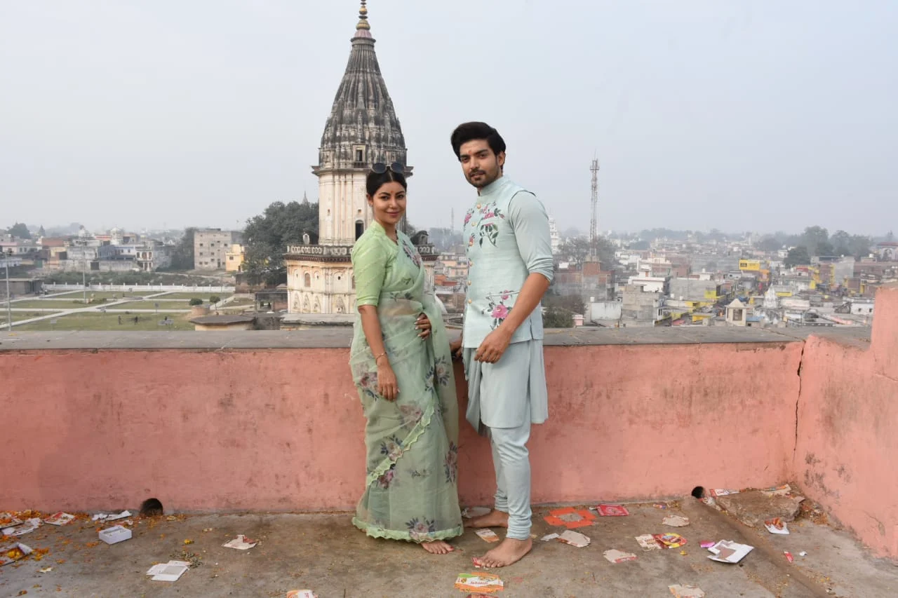 TV's Ram-Sita Gurmeet Choudhary and Debina Bonnerjee visit Ayodhya on wedding anniversary; see pics
