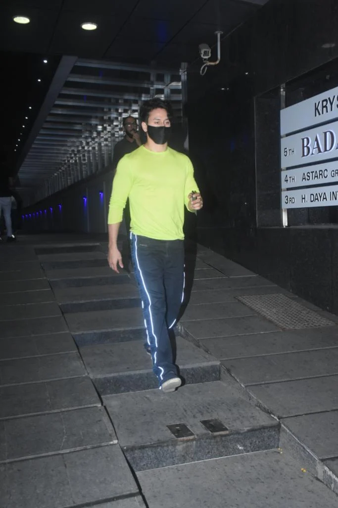 Disha Patani wears Beyonce's Rs 10,000 Icy Park pants for a dinner date with Tiger Shroff