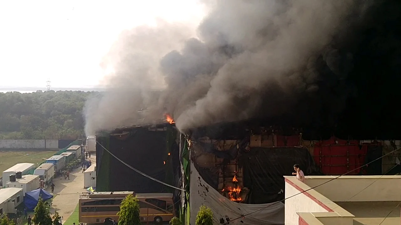 Adipurush: Fire breaks out on set of the Prabhas-Saif Ali Khan starrer on Day 1 of shooting