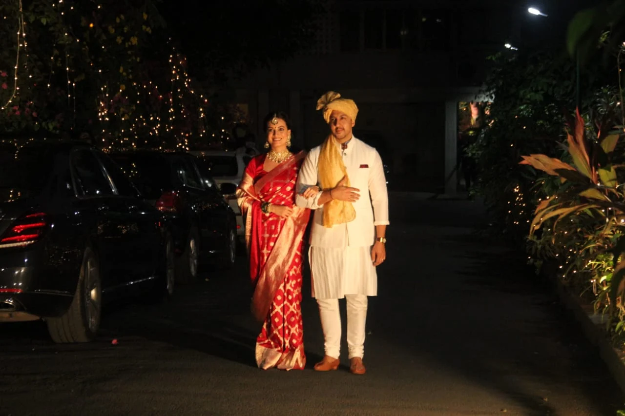 In Pics: Dia Mirza ties the knot with Vaibhav Rekhi at her Bandra residence