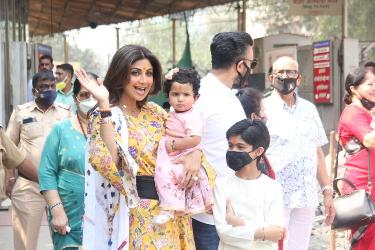 In Pics: Shilpa Shetty's daughter Samisha turns 1, actor visits Mumbai's Siddhivinayak Temple with family