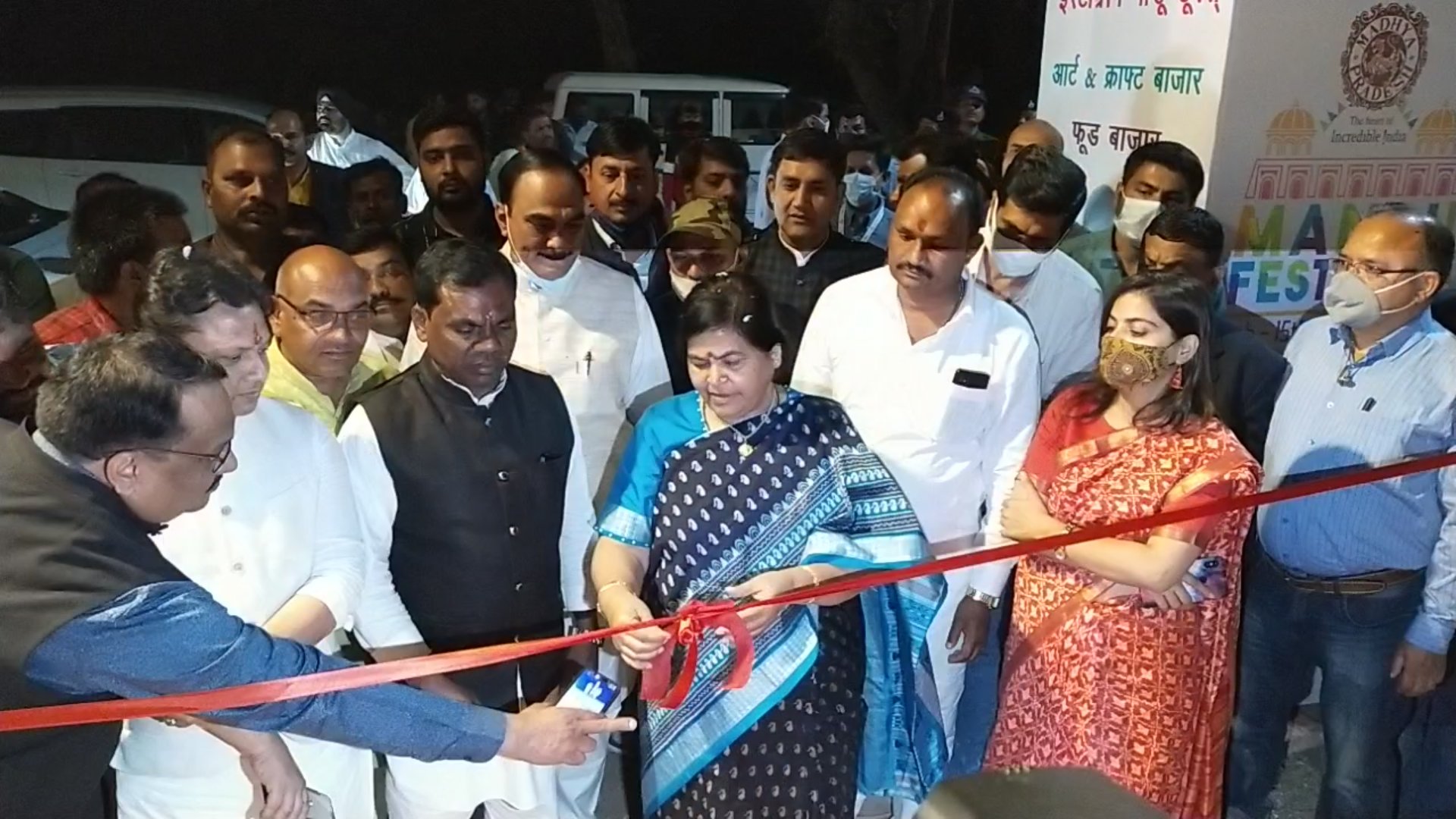 Madhya Pradesh: Mandu Festival kicks off, Dino Adventure Park and Fossils Museum steal the show