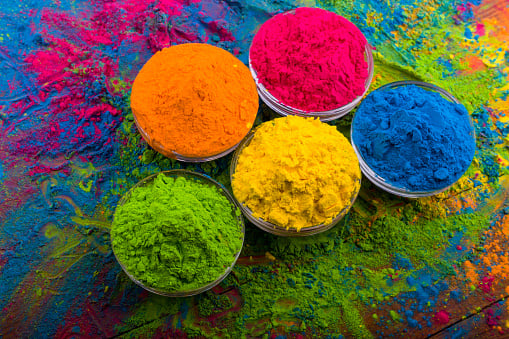 Doc Destiny: Significance of Holi colours