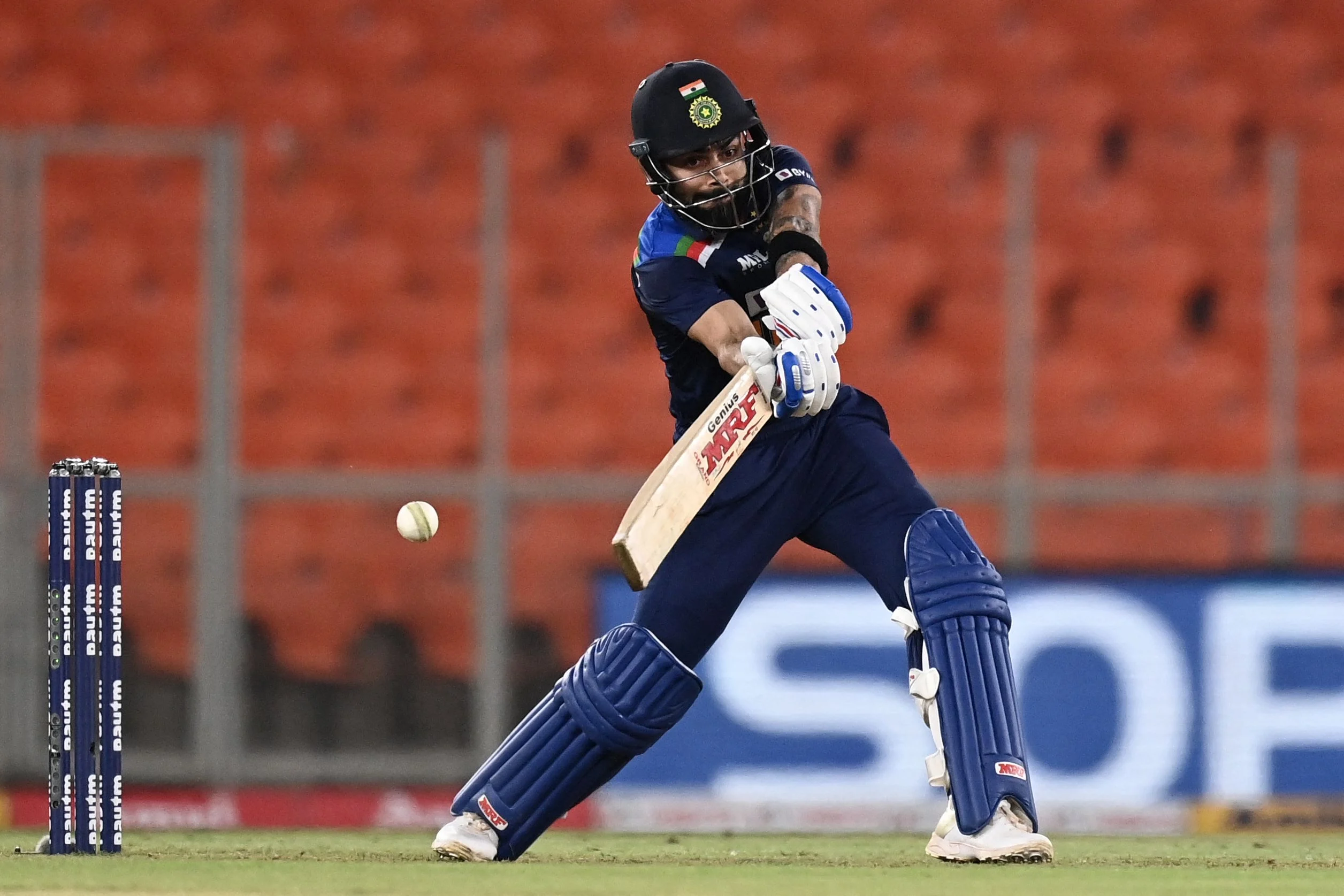 'Chiku on fire': Ranveer Singh, Wasim Jafar, others applaud Virat Kohli 