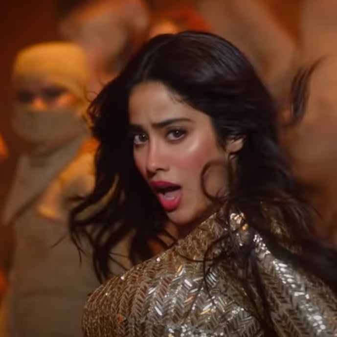 Janhvi Kapoor's rumoured ex-BF reacts to her sizzling dance number 'Nadiyon Paar' from 'Roohi'