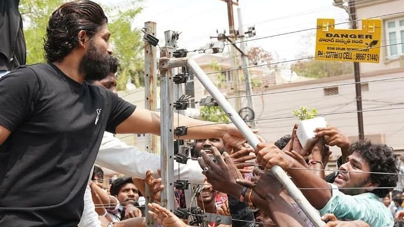 'High level clowns': Netizens slam Allu Arjun fans for gathering in large numbers amid COVID-19 pandemic