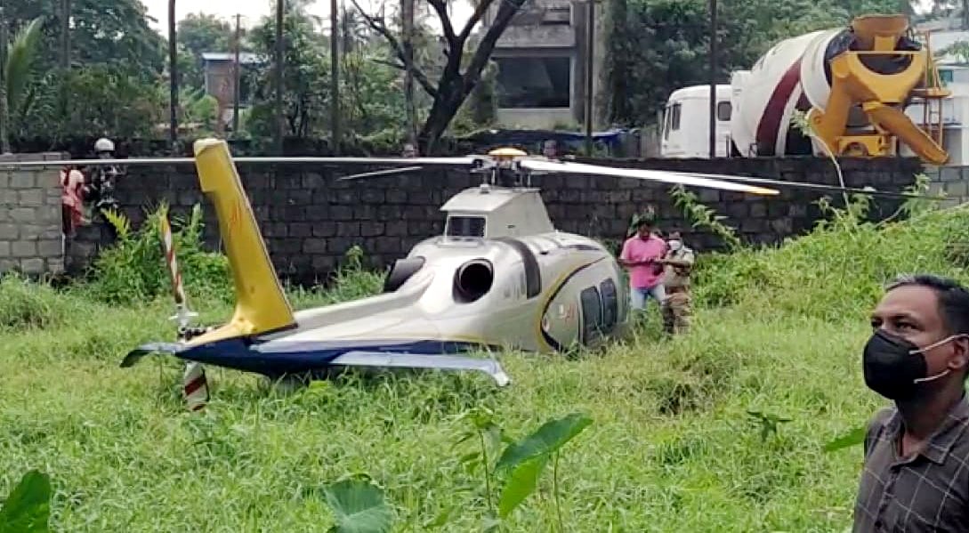 A helicopter carrying Indian Lulu Group head MA Yusuff Ali and his wife crash-landed near Kerala University of Fisheries and Ocean Studies (KUFOS) campus in Panangad on Sunday.