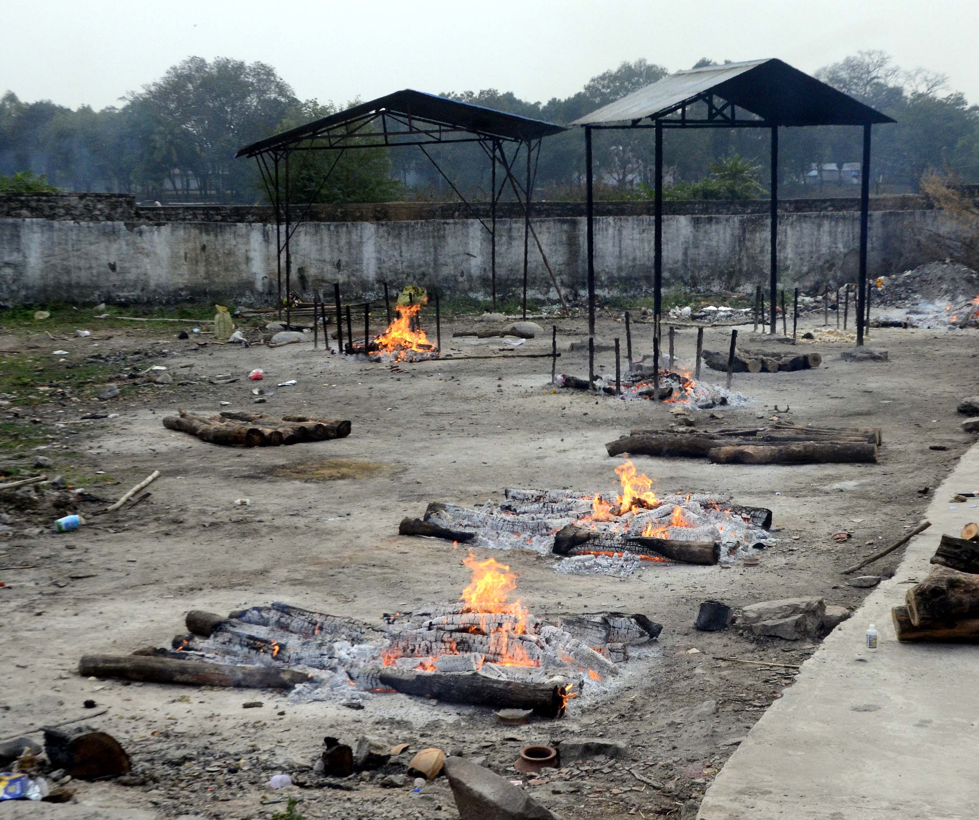Last rites in Bhopal