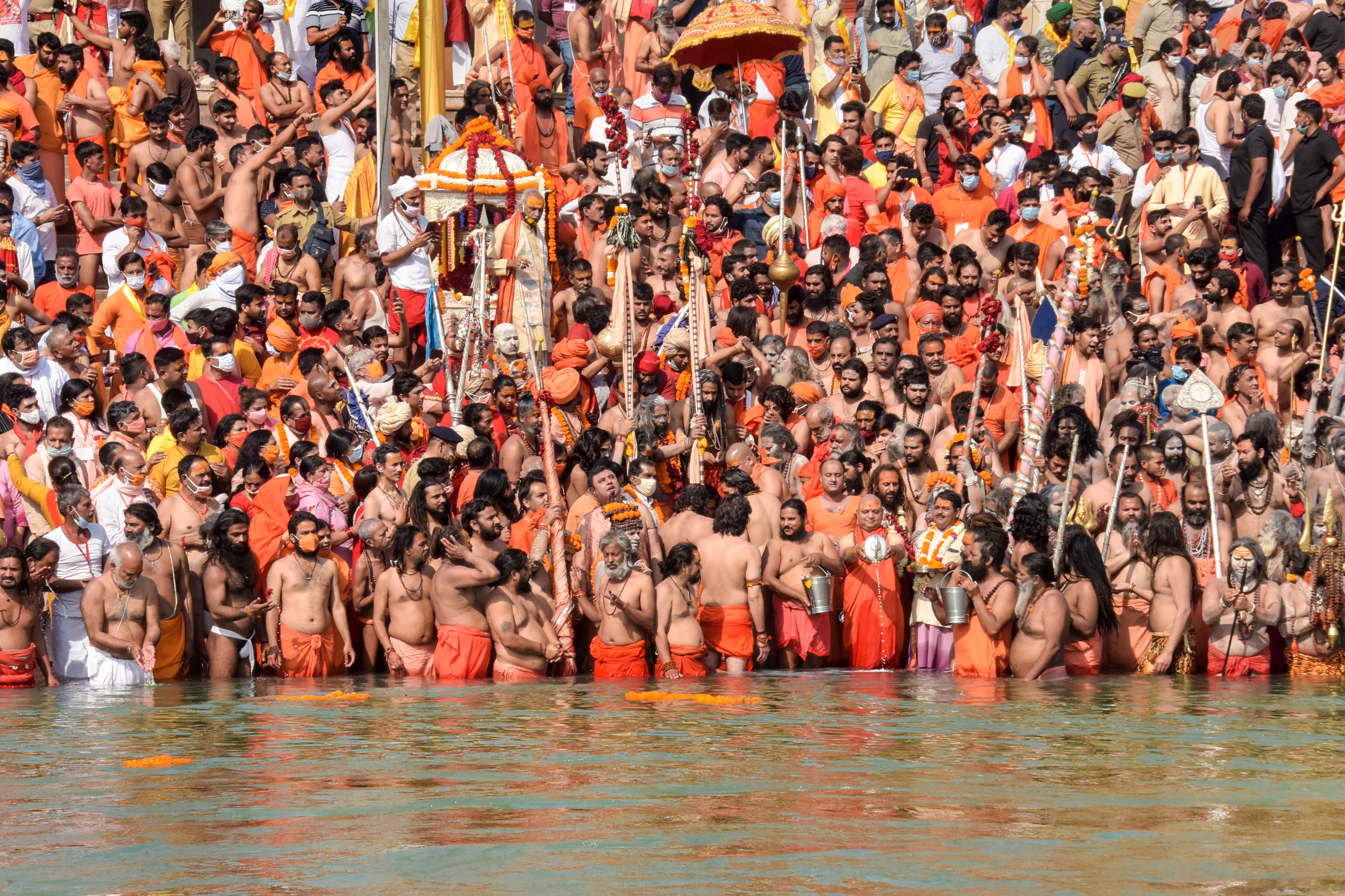 COVID-19 in Gujarat: Govt makes RT-PCR test mandatory for Kumbh Mela returnees in state