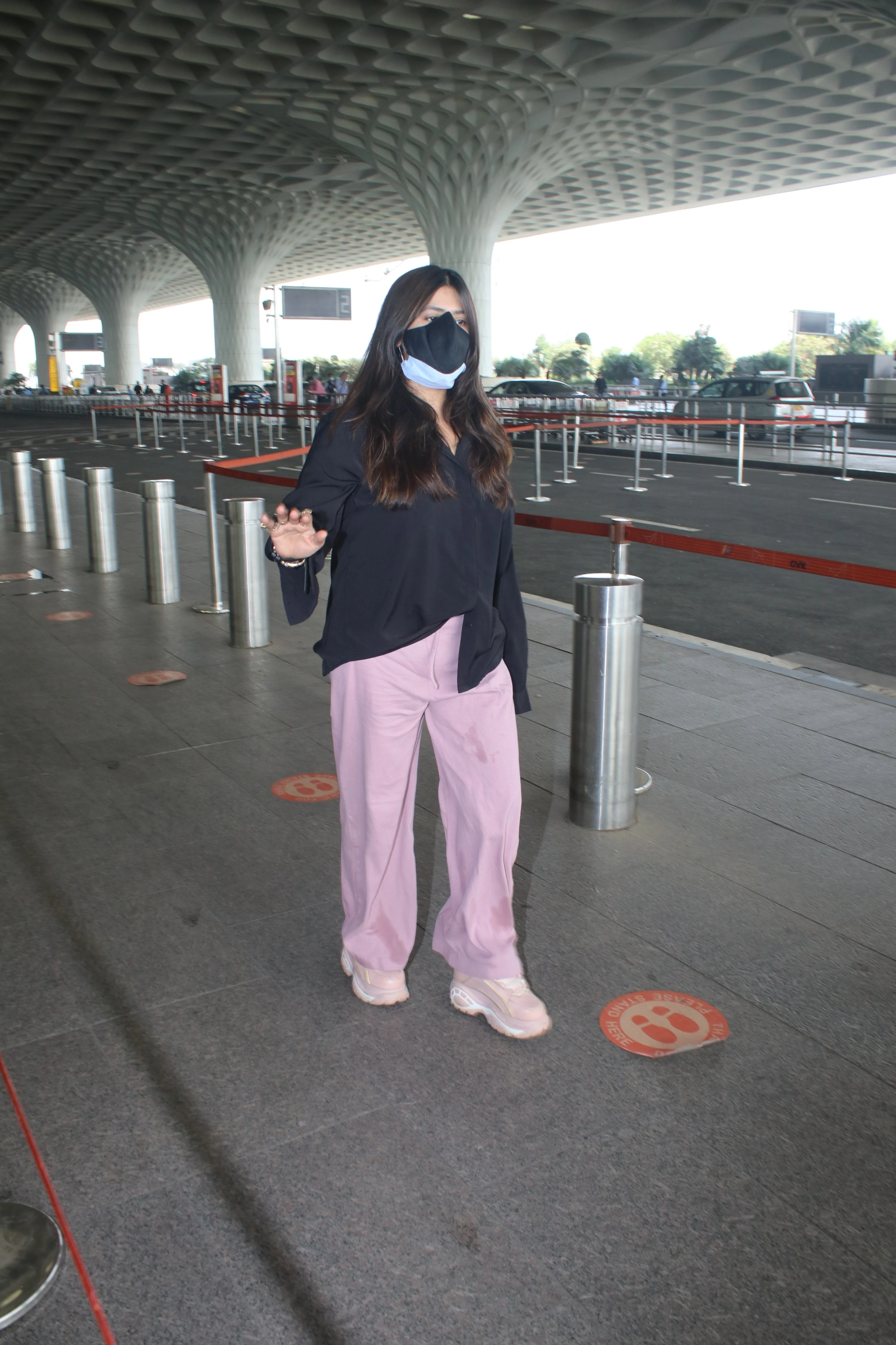 Watch: Ekta Kapoor trolled for not holding her own bag at Mumbai airport