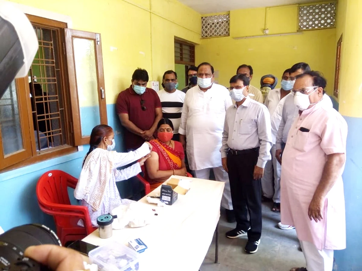 Vaccination in progress on the first day of four-day long special campaign for the Covid-19 vaccination