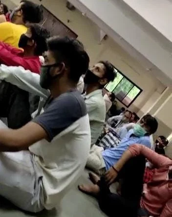 'Cell shocking': Temporary jail for 'offenders' in Indore can be a covid super spreader
