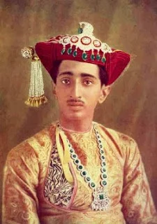 Maharaja Yeshwant Rao Holkar II, Indore