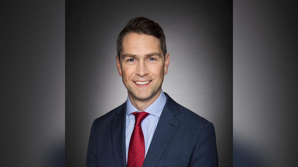 Canadian Parliament member William Amos posted an apology on his Twitter account after being spotted in a state of undress during a parliamentary video call