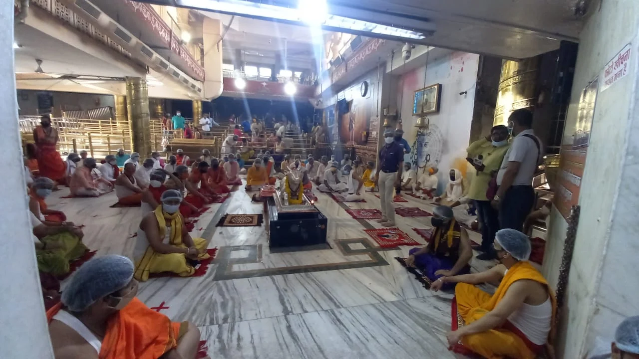 Priests chanting hymns in Nandi Grah at Mahakal temple in Ujjain on Friday