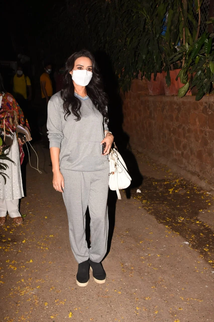 Paparazzi Files: 'Bigg Boss' beauties Shehnaaz Gill, Rubina Dilaik, Hina Khan and others spotted in Mumbai