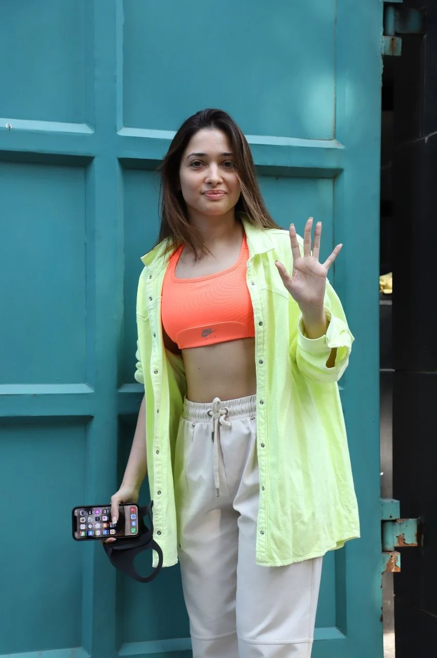 Ranveer Singh, Deepika Padukone, Janhvi Kapoor, Sunny Leone & others, show how to jazz up your everyday look with stylish jackets