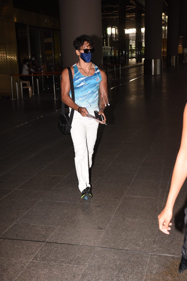 In Pics: Ranbir-Alia and Tiger-Disha arrive in Mumbai after their Maldives 'baecation' amid COVID-19 pandemic