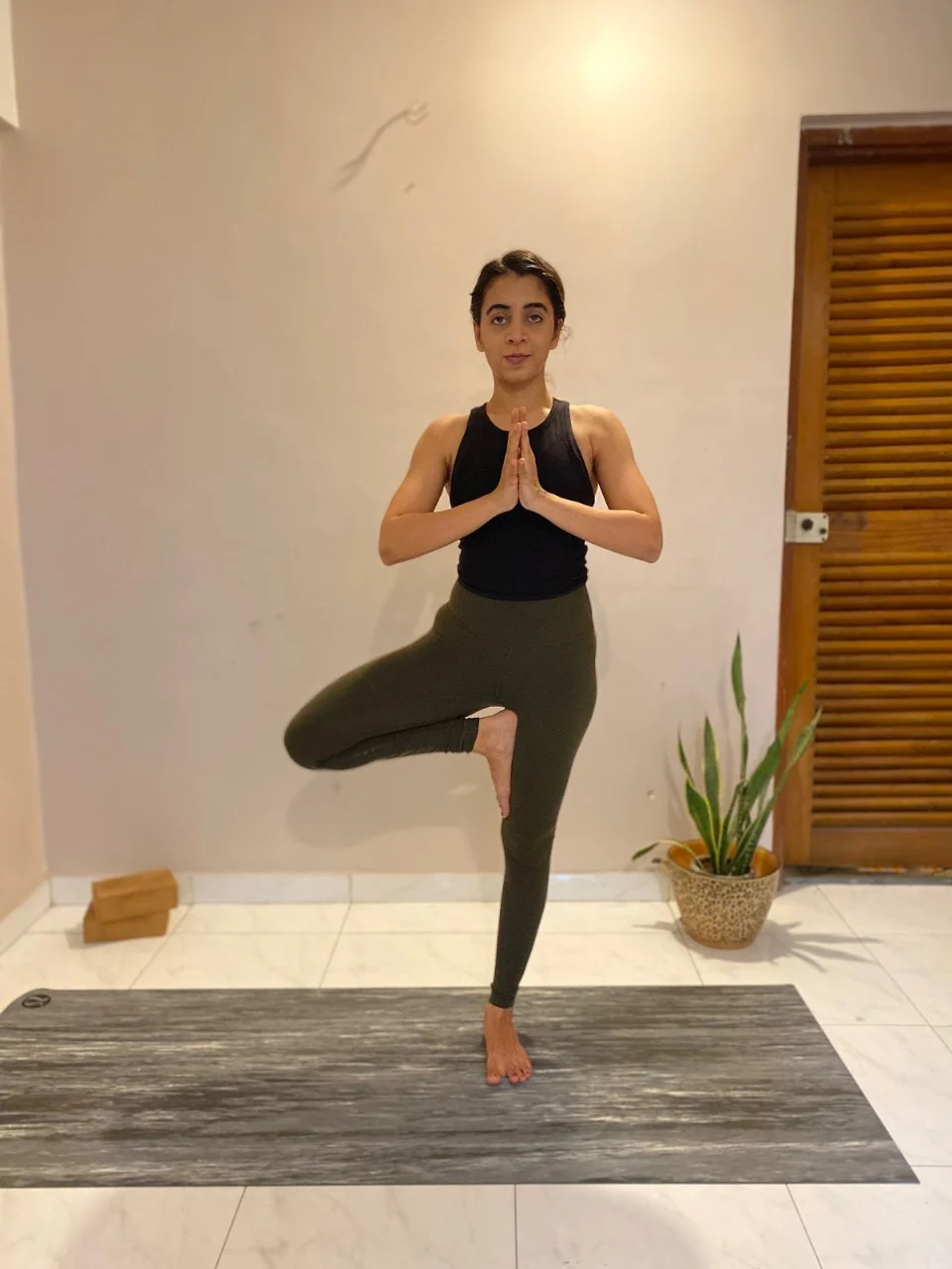 How to de-stress yourself with yoga after a hectic day