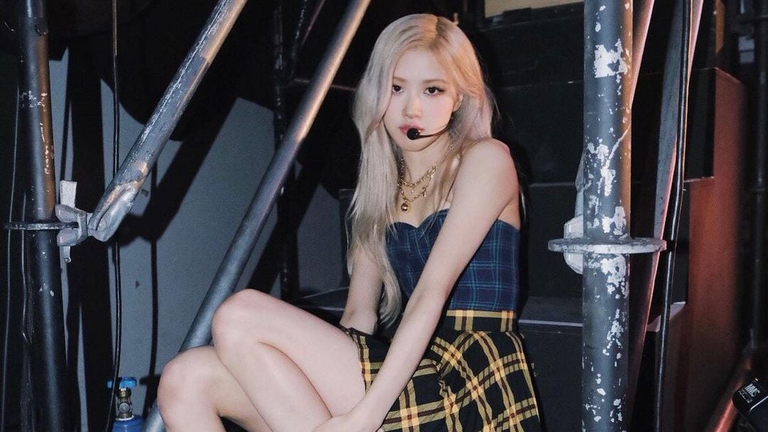 BLACKPINK member Rosé smashes two new Guinness World Records with debut single 'On The Ground'