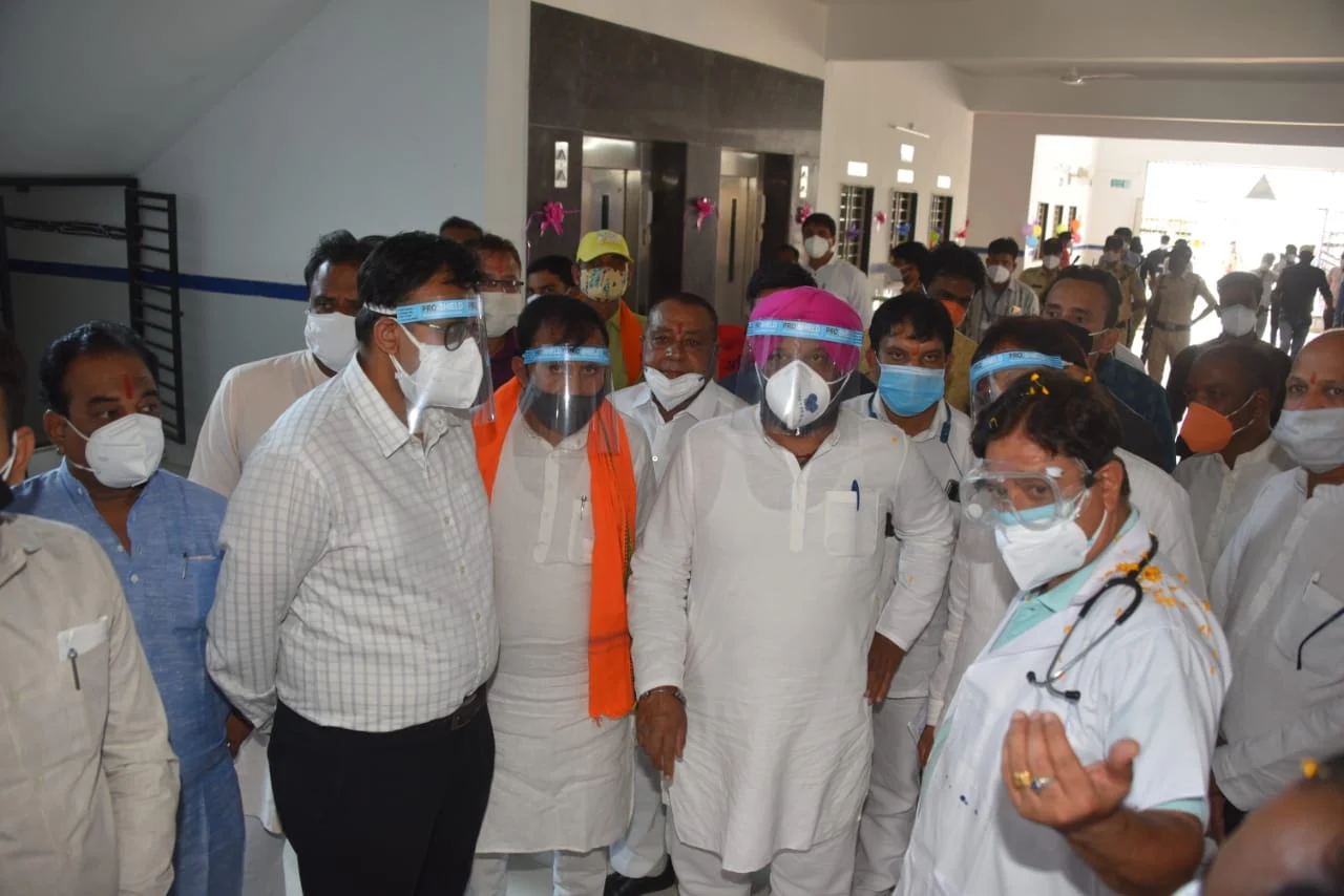 Madhya Pradesh: Administration looks away as politicians in Meghnagar violate Covid protocols