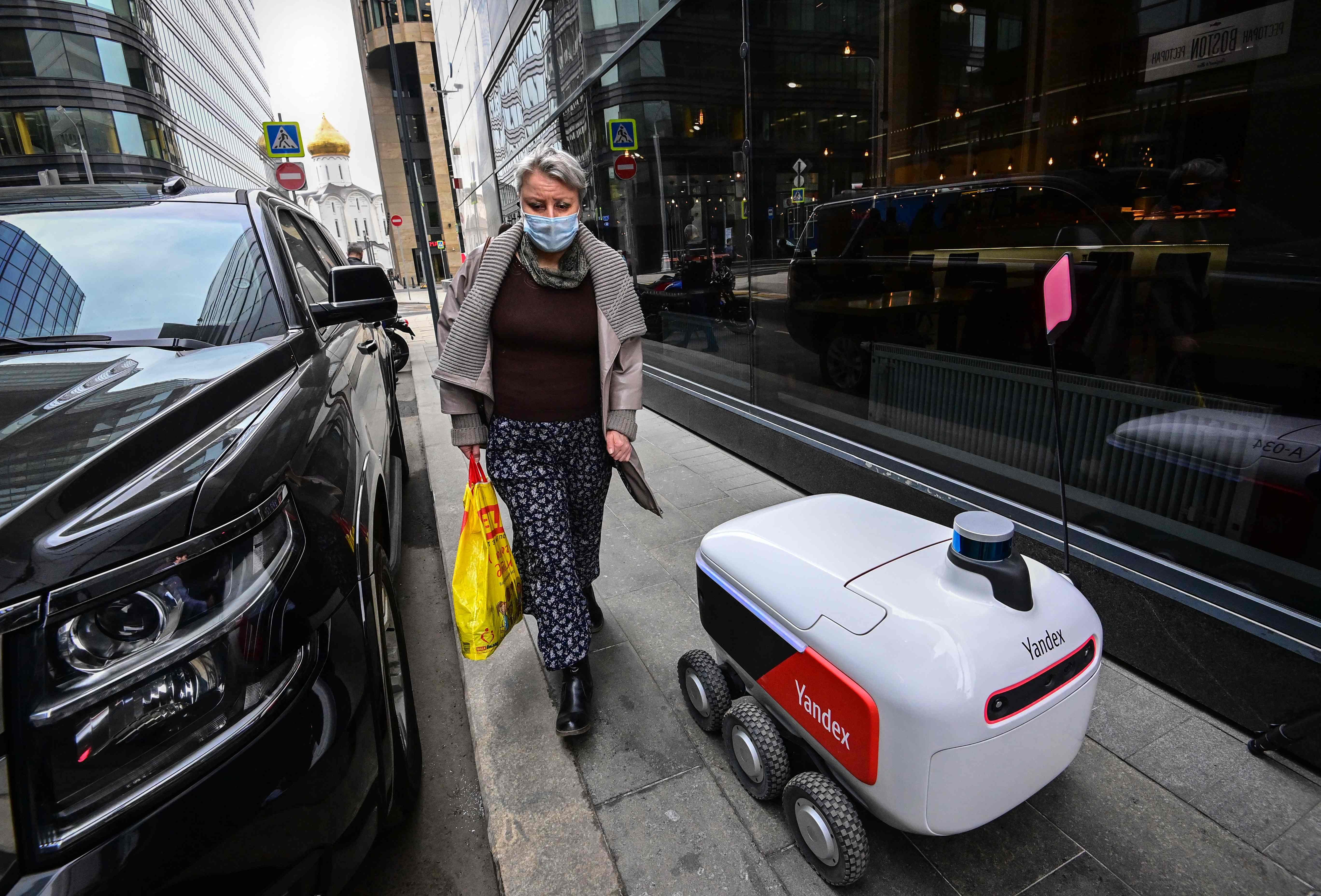 COVID-19 transmission more indoors than outside: Lancet study
