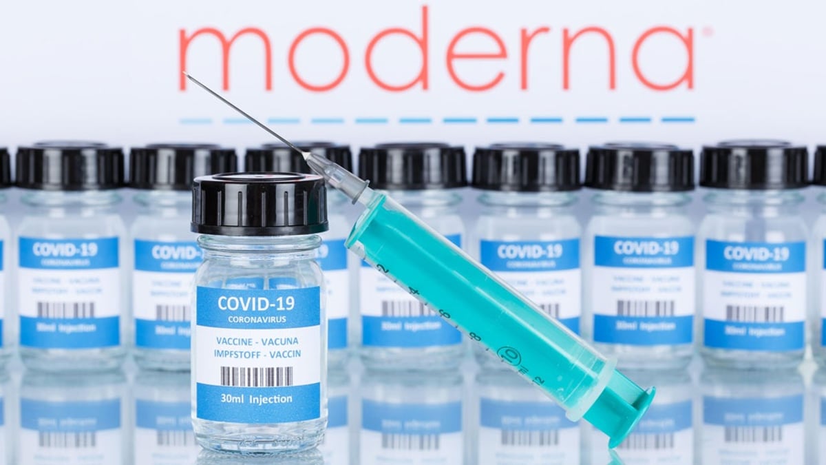 Moderna's single-dose vaccine likely next year; Pfizer ready with 5cr doses for 2021 - Vimarsana News
