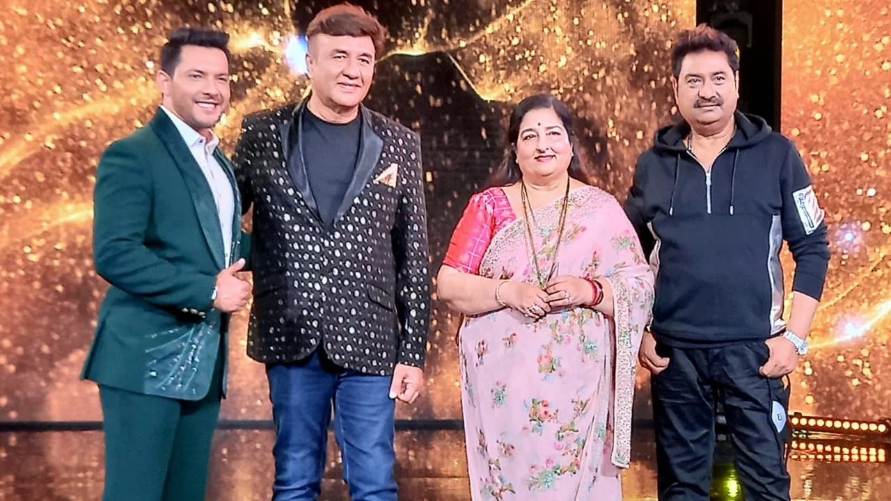 'Unfair to compare newcomers to legendary singers like Kishore Kumar': Kumar Sanu on 'Indian Idol 12' controversy