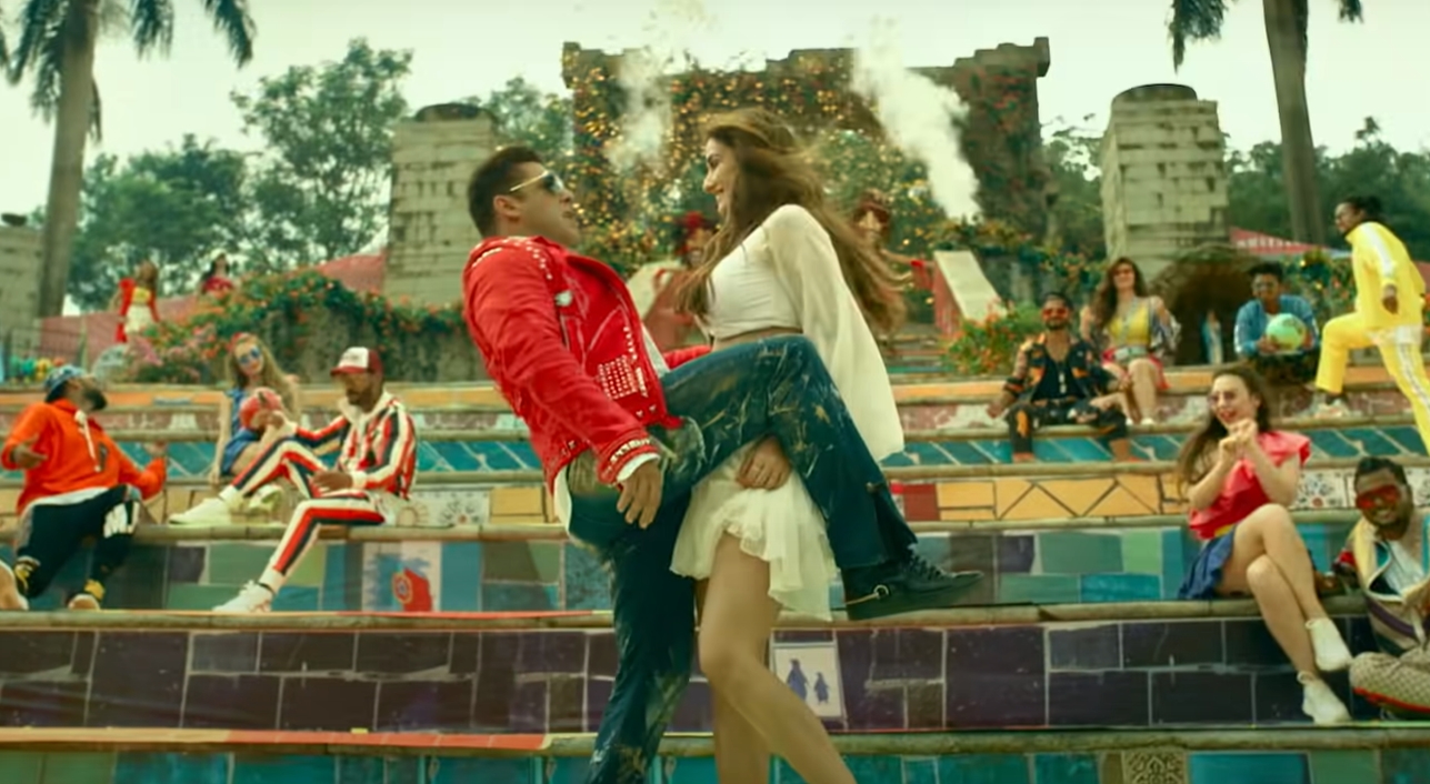 Watch: Salman Khan saves Disha Patani from falling in 'Zoom Zoom' BTS clip during 'Radhe' shoot - Vimarsana News