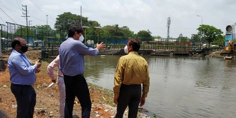 Navi Mumbai: Civic body chief Abhijit Bangar inspects ongoing pre-monsoon work