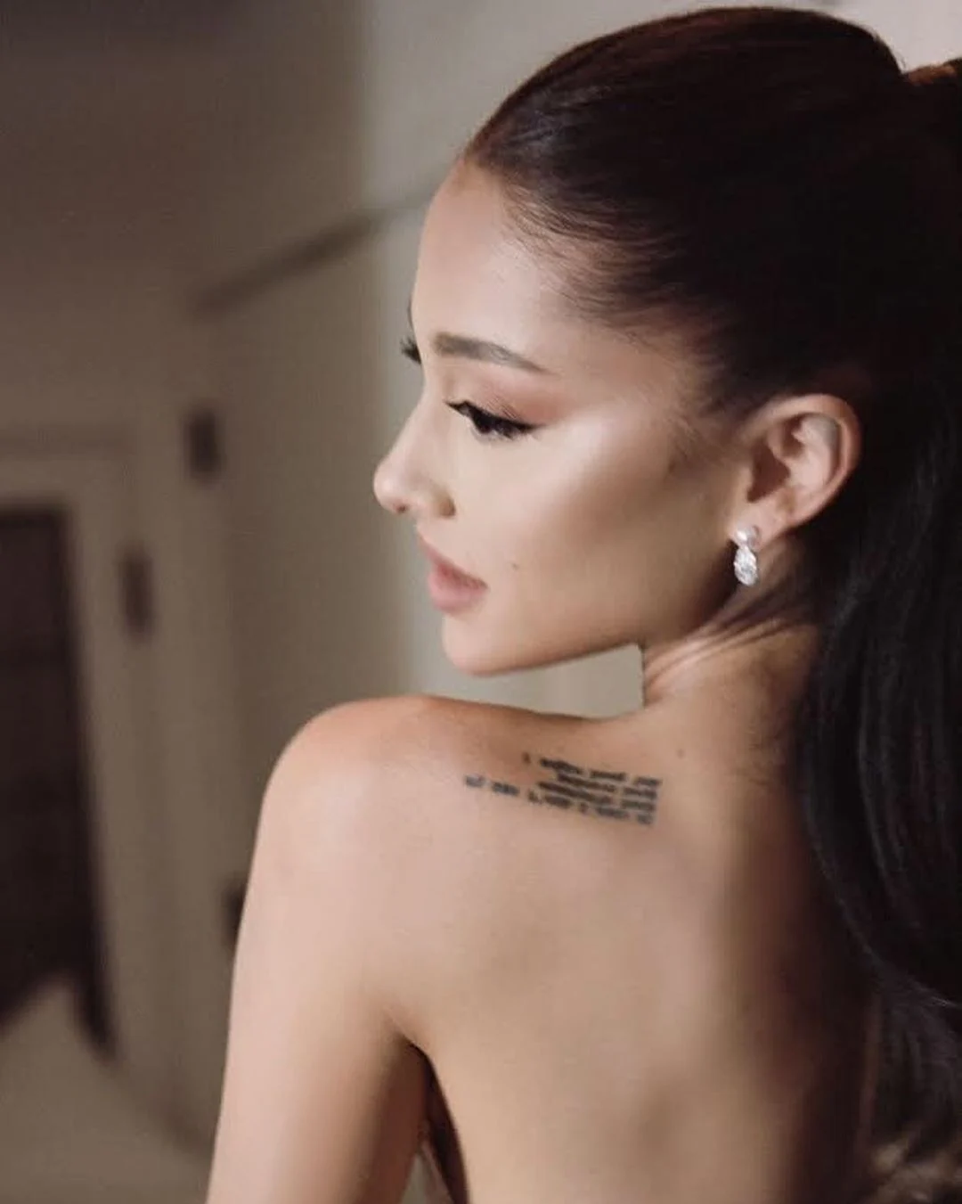 Ariana Grande's Vera Wang wedding dress inspired by Audrey Hepburn's bridal look from 'Funny Face'