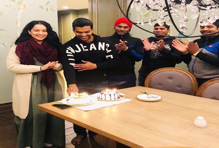 Kumat Hegde with Kangana Ranaut (Second from left)