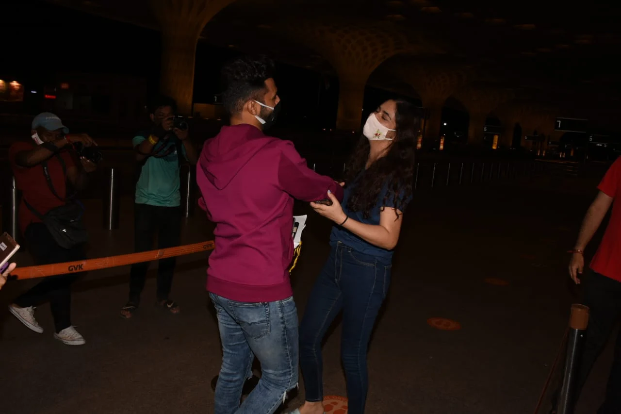 'So much drama for camera': Trolls react to Rahul Vaidya-Disha Parmar’s PDA at Mumbai airport