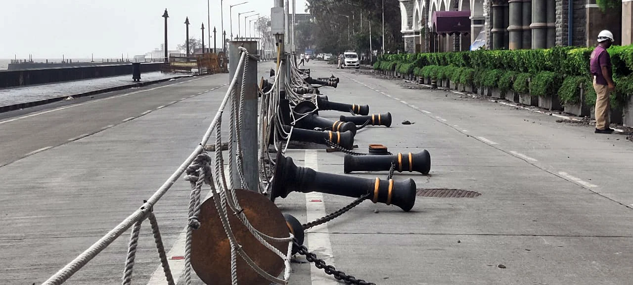 Maharashtra, May 18 (ANI): A view of the dividers near Gateway of India after Cyclone Tauktae hit, in Mumbai on Tuesday.