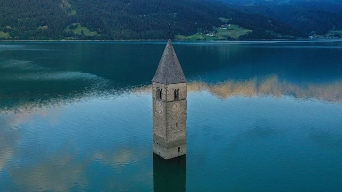 Underwater village emerges in Italy after 70 years of being submerged - Vimarsana News