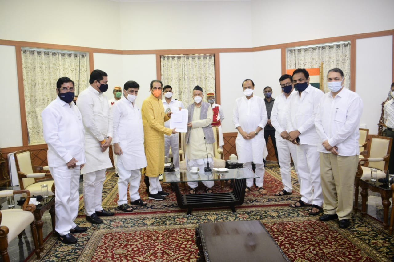 Maratha reservation: Maharashtra CM Uddhav Thackeray-led delegation meets Guv Koshyari, submits letter addressed to Prez Kovind; here's the full text - Vimarsana News