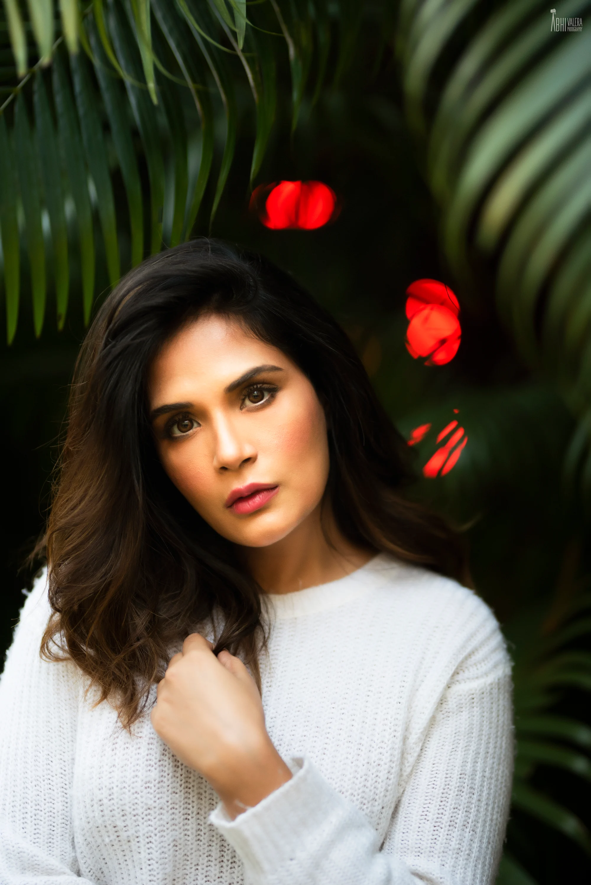 Bollywood agaisnt COVID-19: Stars take off their Maldives filter; focus gaze and resources on crisis