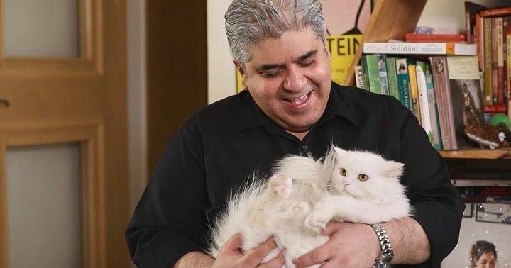 Rajeev Masand critical days after testing positive for COVID-19; Dia Mirza, Bipasha Basu, and other celebs wish him a speedy recovery - Vimarsana News