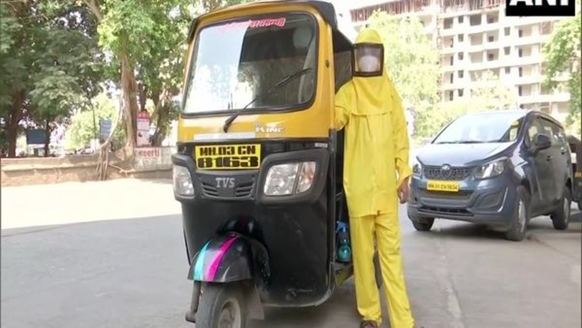 Meet Dattatraya Sawant, Mumbai teacher who drives auto-rickshaw to ferry COVID-19 patients for free - Vimarsana News