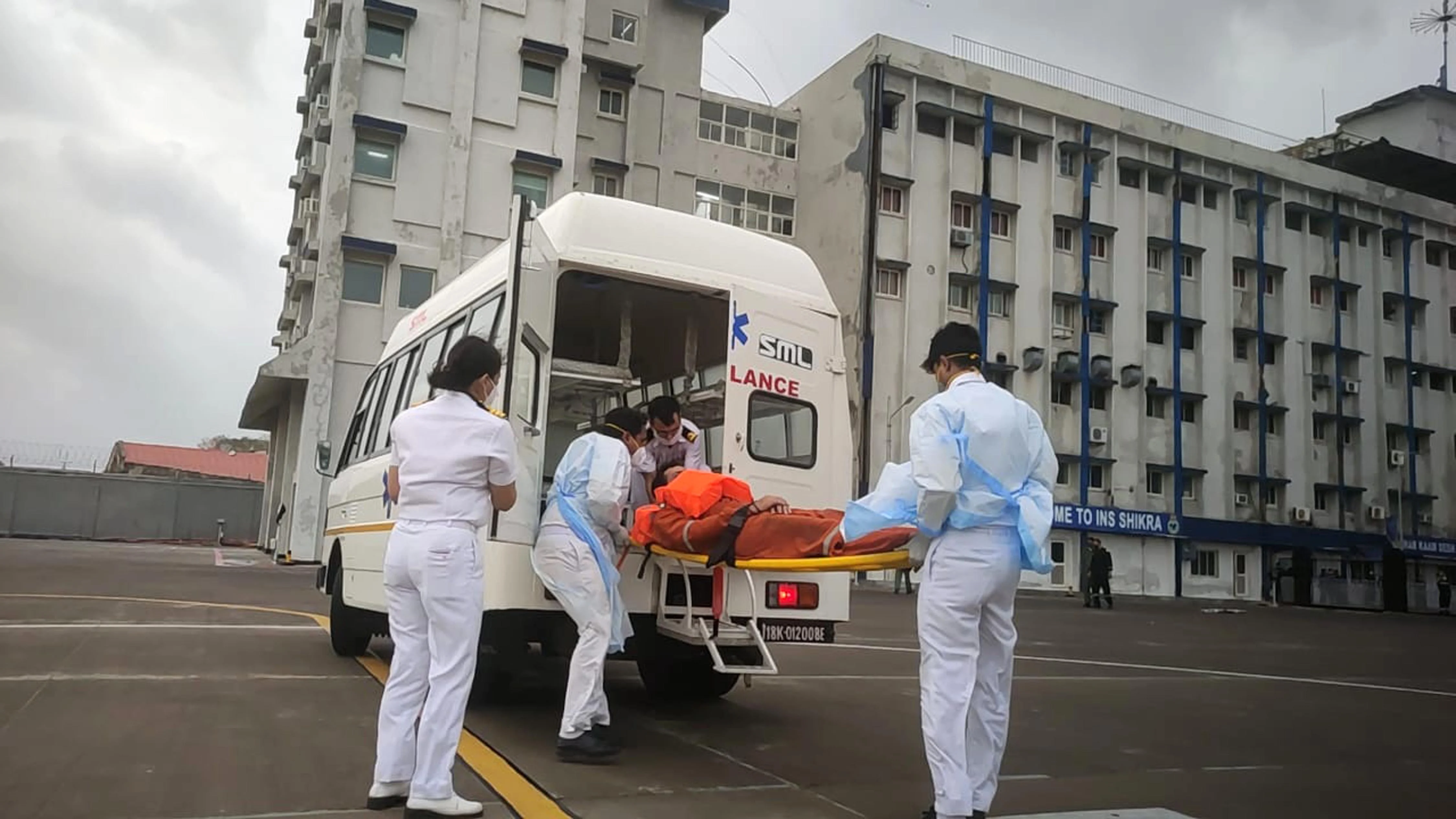 ONGC Barge P305 Update: First batch of three Rescuees brought in by Indian Navy Helo