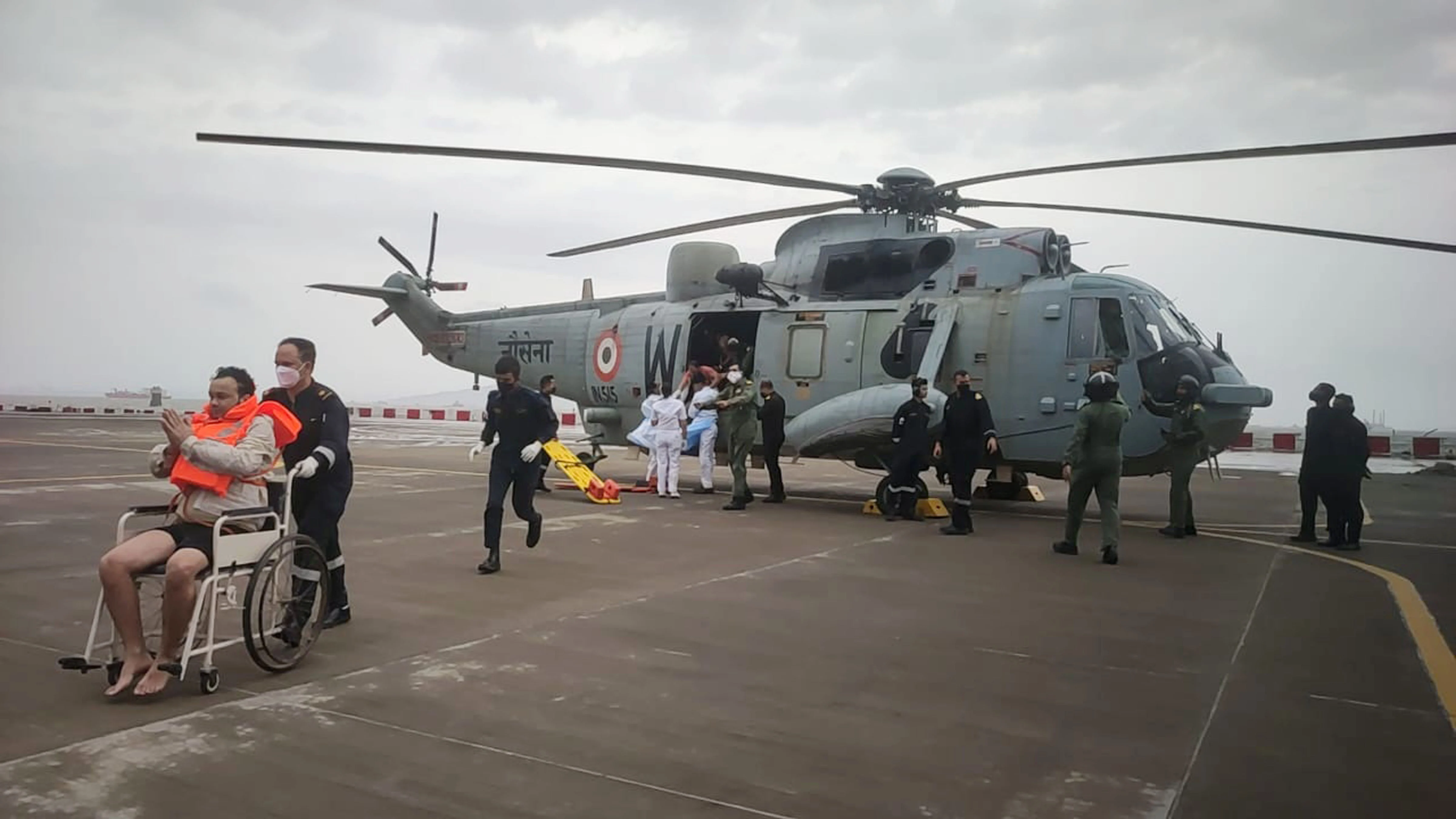 ONGC Barge P305 Update: First batch of three Rescuees brought in by Indian Navy Helo
