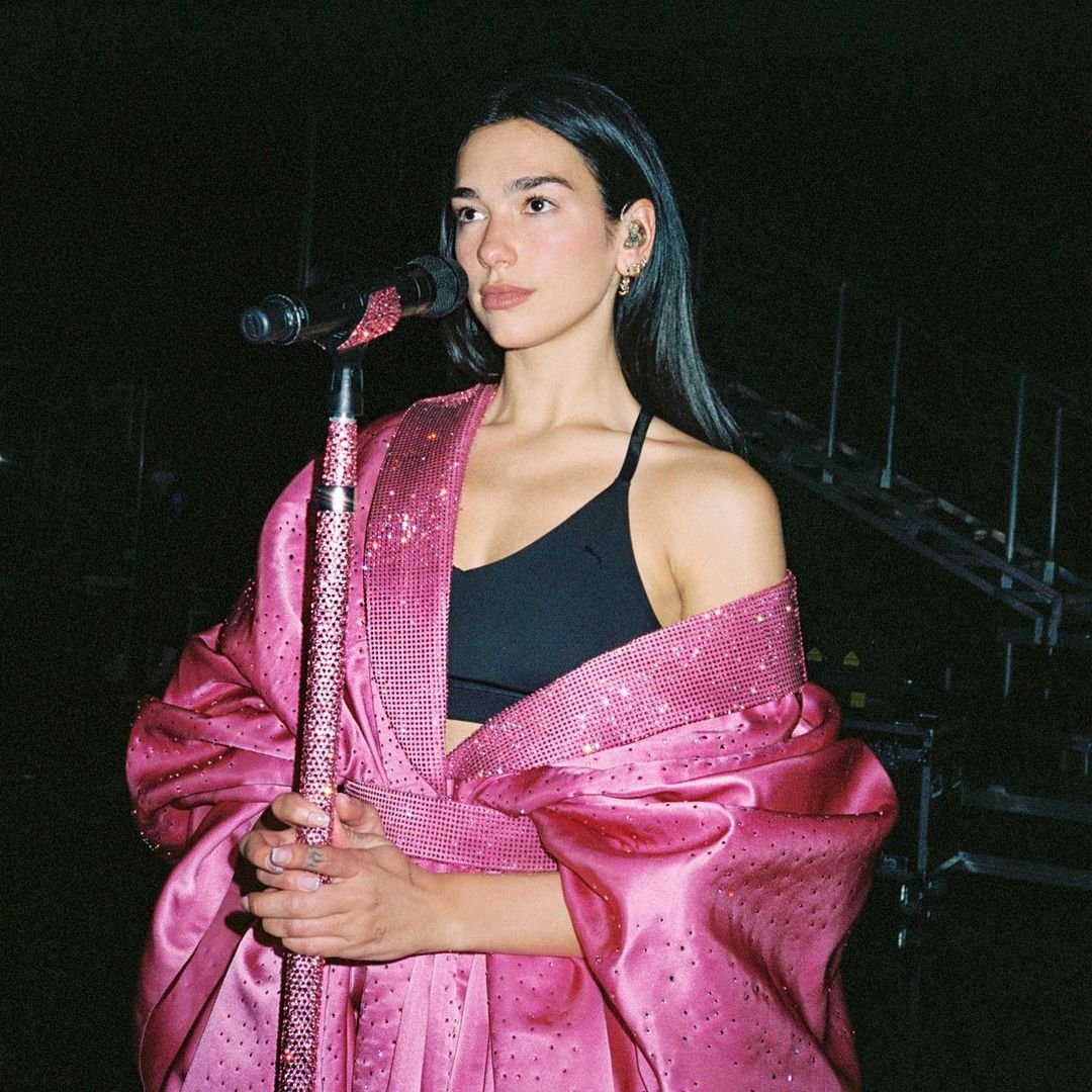 Dua Lipa refutes anti-Semitic allegations, says 'this is the price you pay for defending Palestinian human rights' - Vimarsana News