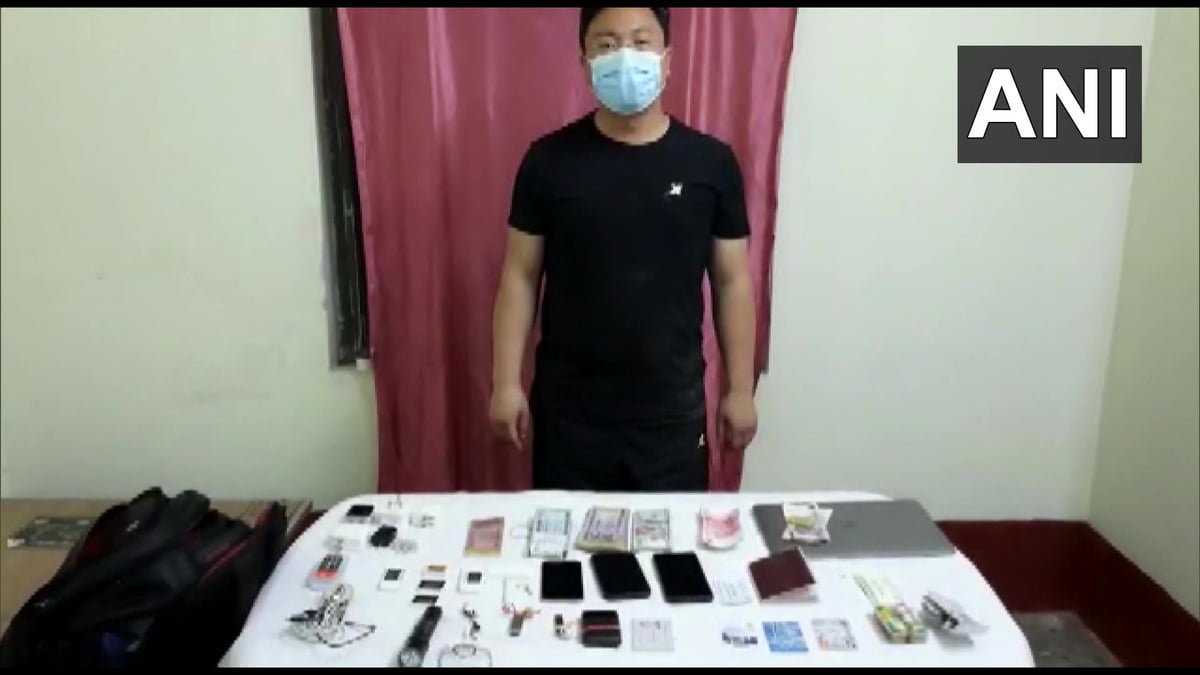 Chinese man caught on Bangladesh border smuggled 1,300 Indian SIM cards to his country: BSF - Vimarsana News