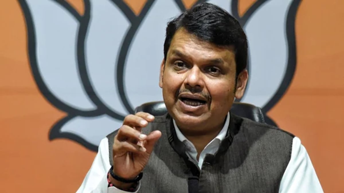 Opposition planning doesn't matter, PM Modi will win again in 2024: Devendra Fadnavis on Sharad Pawar - Vimarsana News