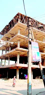 Three multi-storeyed buildings of Freeganj under scanner?