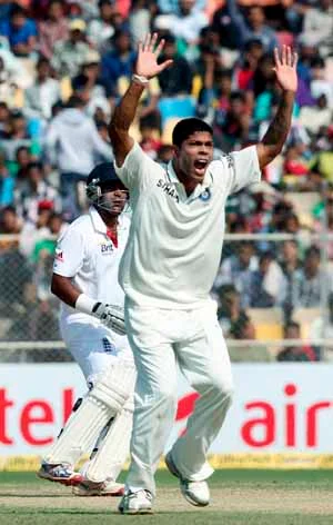 Tough time ahead for bowlers, says Umesh