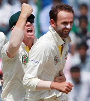Aussies embrace sledging in Test comeback!