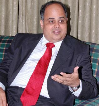 G Srinivasan, CMD,<br />New India Assurance